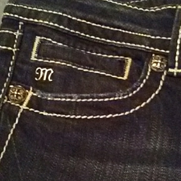 Miss Me Skinny Jeans - Picture 6 of 9